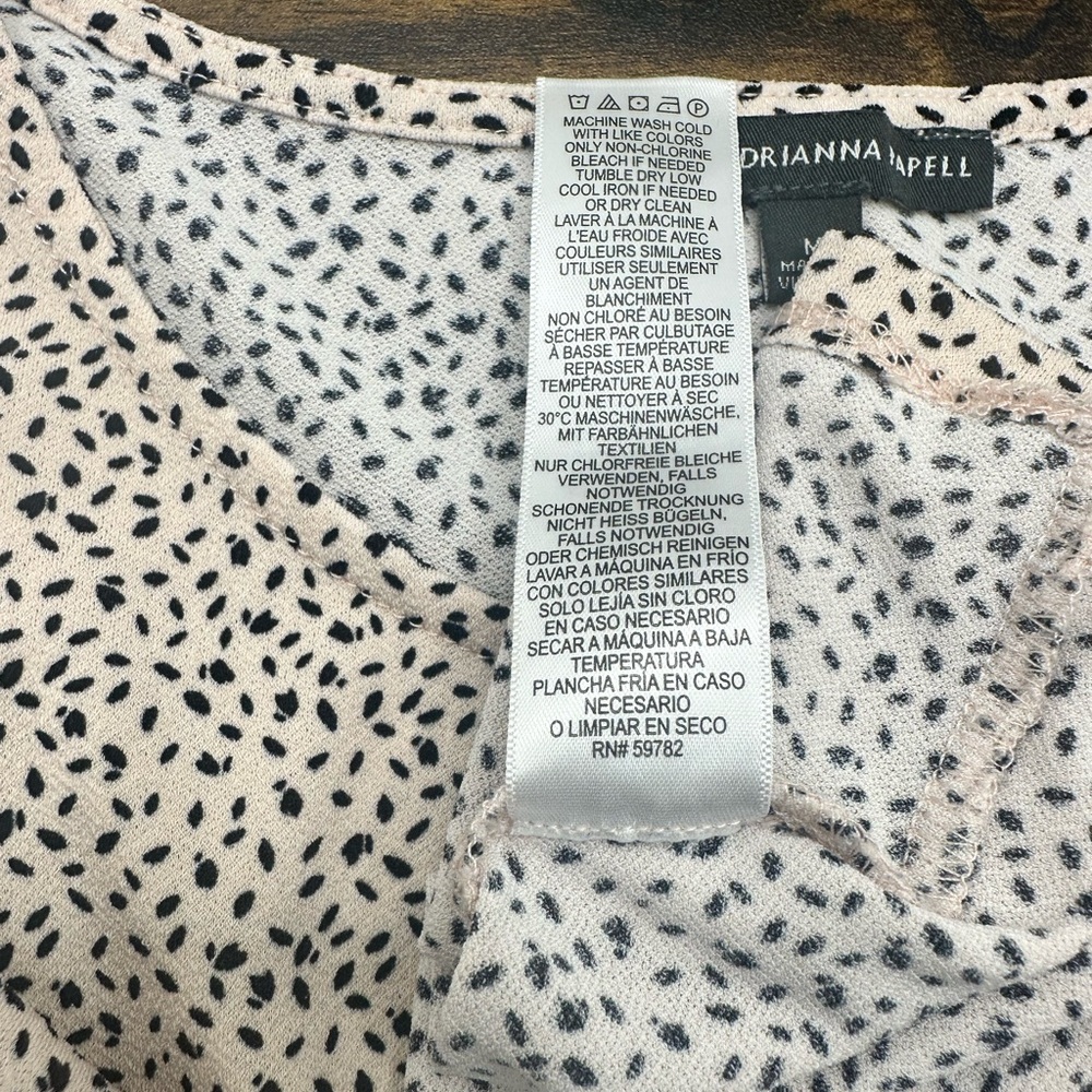 Adrianna Papell Speckled Cream Black Ruffle Tiered Sleeve Blouse Medium - Picture 8 of 8